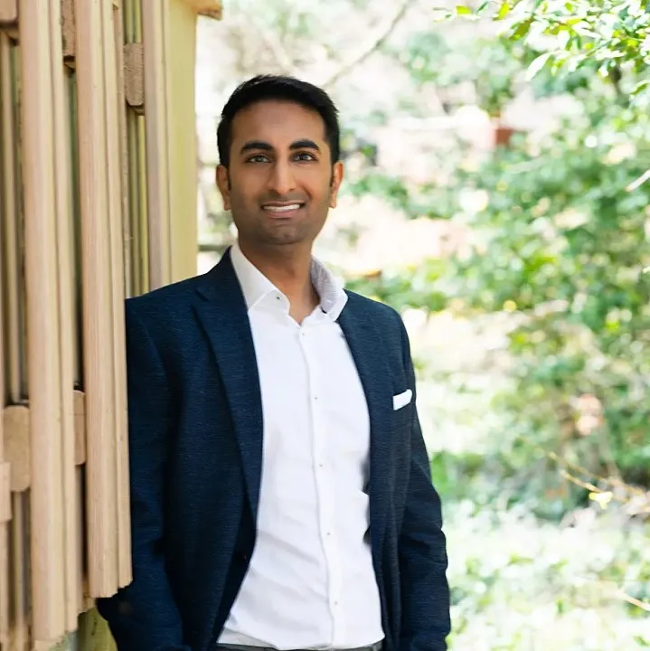 Dr. Neil Vadhar, MD