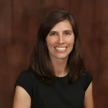 Dr. Christina Remmert, DO - Hannibal, MO - Internal Medicine