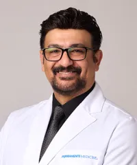 Dr. Musaab Abdulwahab Esmael, MD - Manassas, VA - Internal Medicine