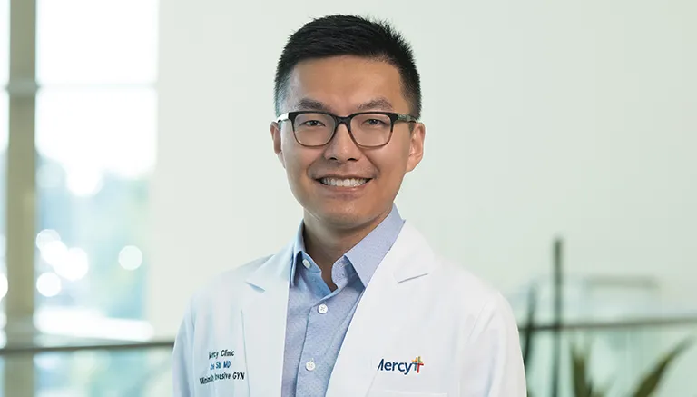 Dr. Joe Yue Shi - St. Louis, MO - Female Pelvic Medicine and Reconstructive Surgery, Gynecologist, Urogynecology