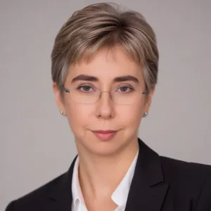 Dr. Iris Bell, MD