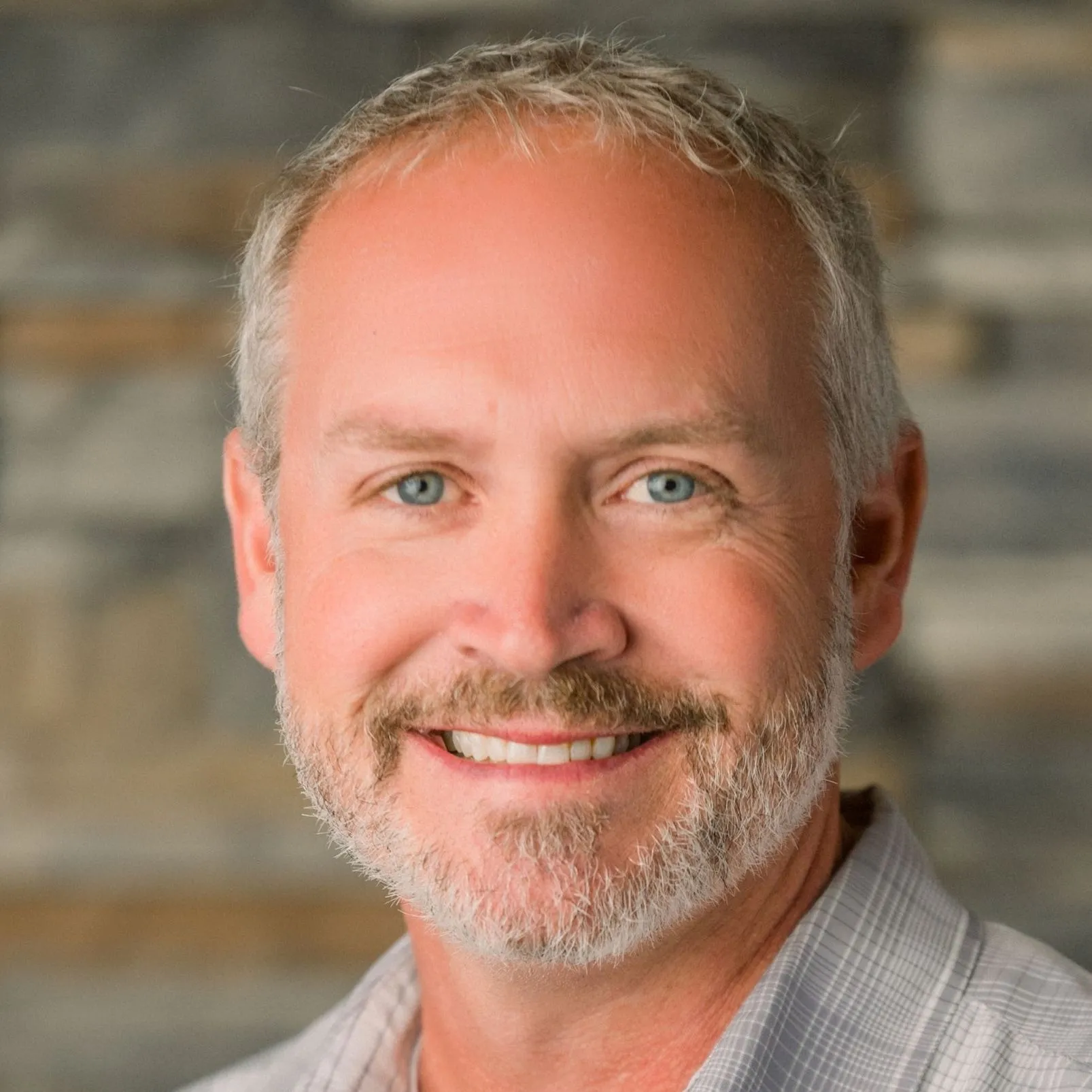 Dr. Aron E Dellinger, DDS,MSD