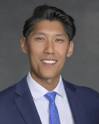 Dr. Ryan Xiao, MD - Lawrence, KS - Orthopedic Surgery
