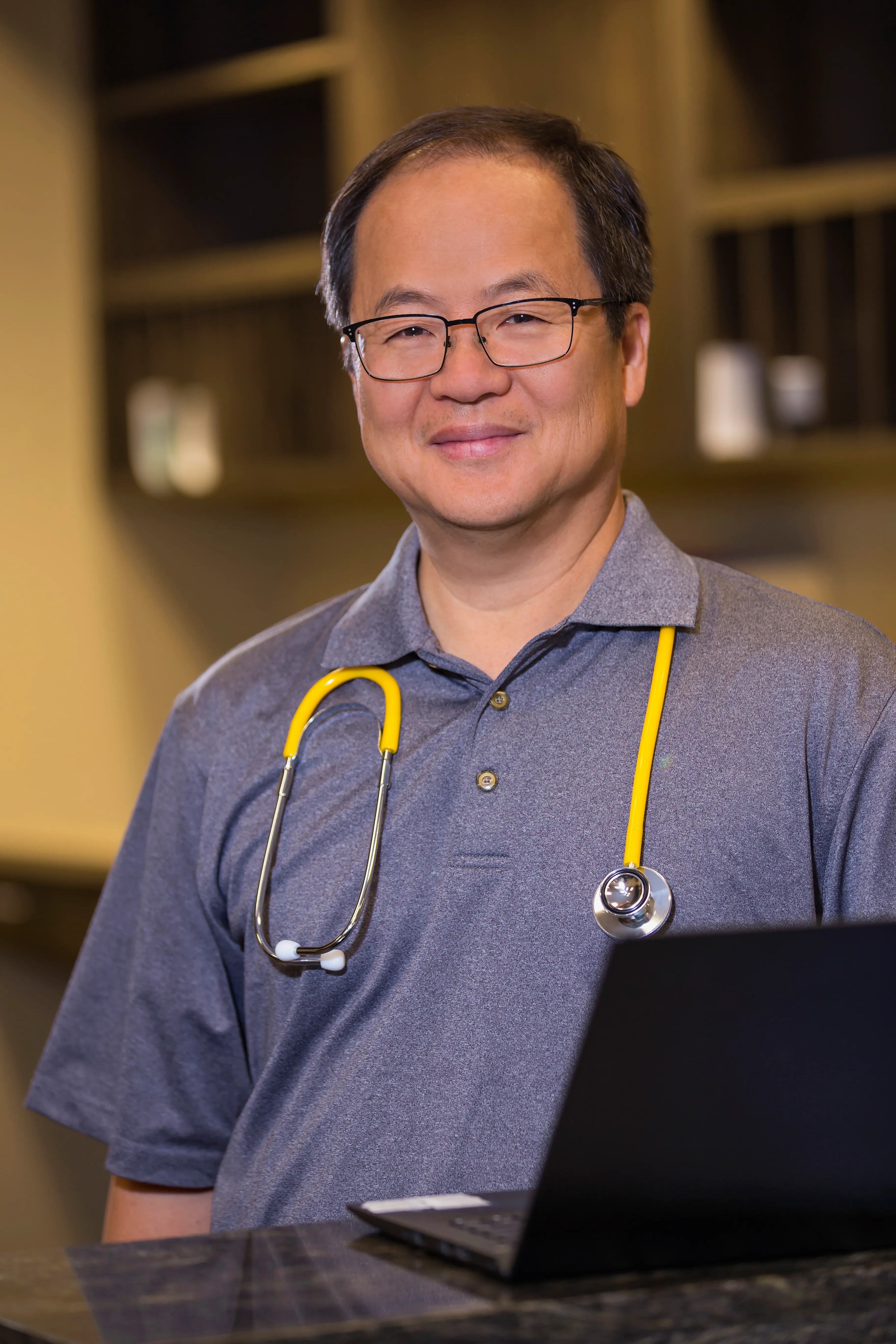 Dr. John J Kim, MD - Fresno, CA - Rheumatology, Pediatrics