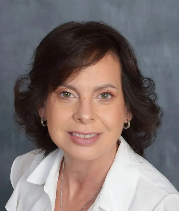 Dr. Ilka Nazario, MD - Tampa, FL - Internal Medicine, Family Medicine, Pediatrics
