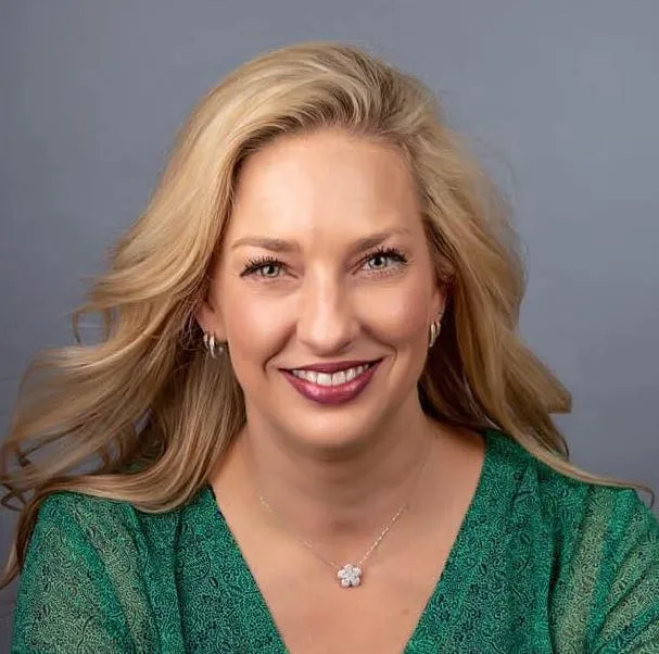 Dr. Tricia Ann Kapavik, DC - HOUSTON, TX - Chiropractor, Nutrition