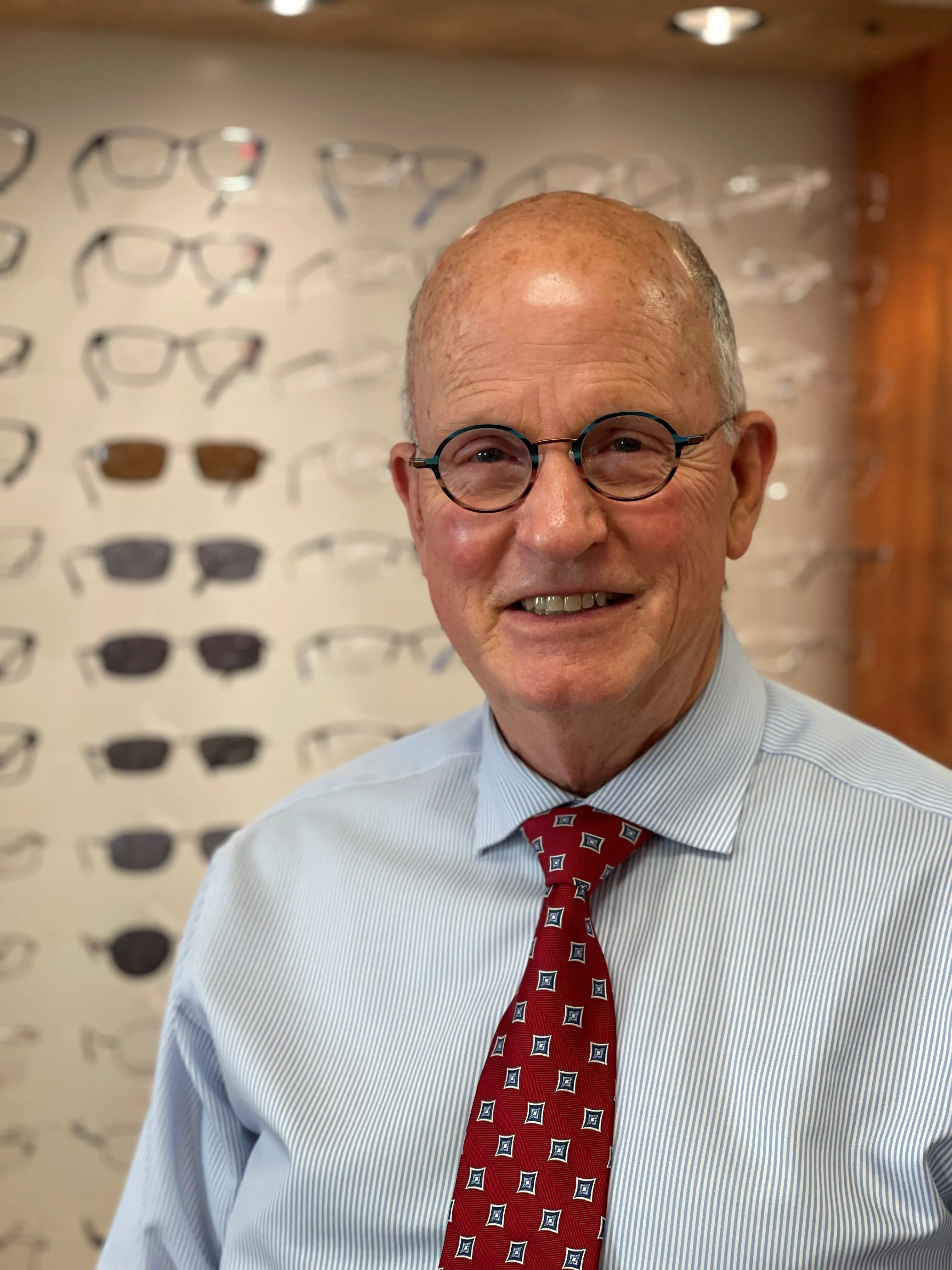 Dr. Malcolm H Kelly, OD - Vienna, VA - Optometry