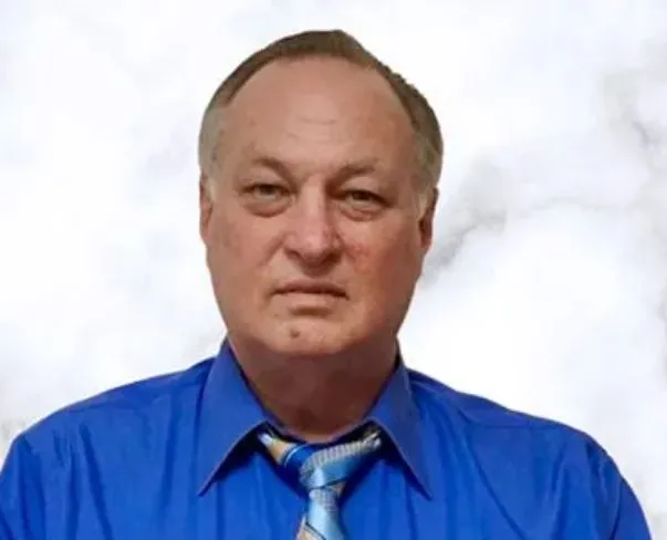 Dr. Thomas M Hallisey, DC