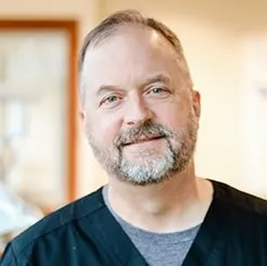 Dr. Christopher Kanas, DDS