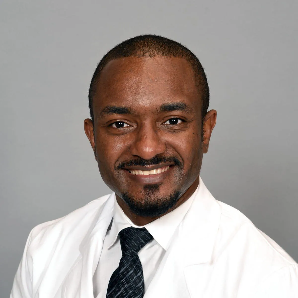 Dr. Nchang Taka, MD - Lagrange, GA - Internal Medicine, Interventional Cardiology, Cardiovascular Disease