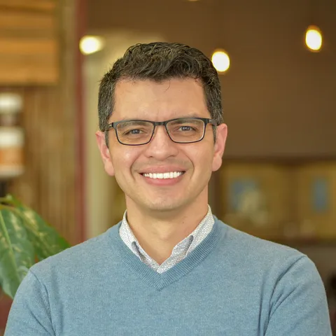 Dr. Oscar M Noriega, DC - Murfreesboro, TN - Chiropractor