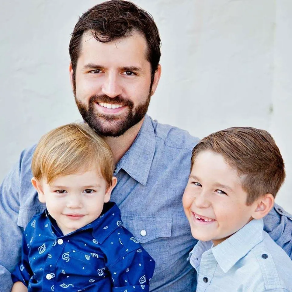 Dr. Ian Philipe Ahearn, DC - San Diego, CA - Chiropractor