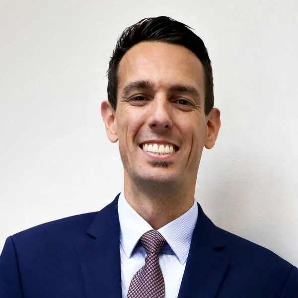 Dr. Daniel Mendez, DC - Riverside, CA - Chiropractor