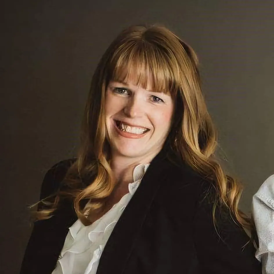 Dr. Liza Marie Campbell, DC - Bloomington, IN - Chiropractor, Sports Medicine