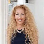 Dr. Lea, DC, LAc, MTOM, DiplOM Kelley