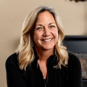 Dr. Susan Bosler, DC - New Haven, IN - Chiropractor