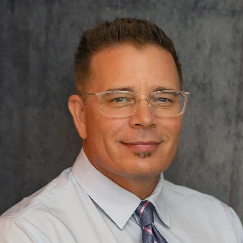 Dr. David Anthony Collazo, DC - Encino, CA - Chiropractor