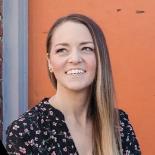 Dr. Lindsay Wilson, DC - Kansas City, MO - Chiropractor