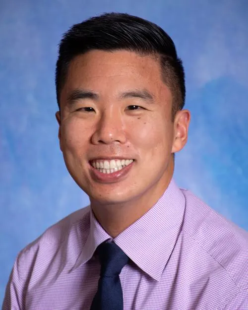 Dr. Shi-Wei Samuel Samuel Hwu, MD - Tigard, OR - Family Medicine, Sport Medicine Specialist
