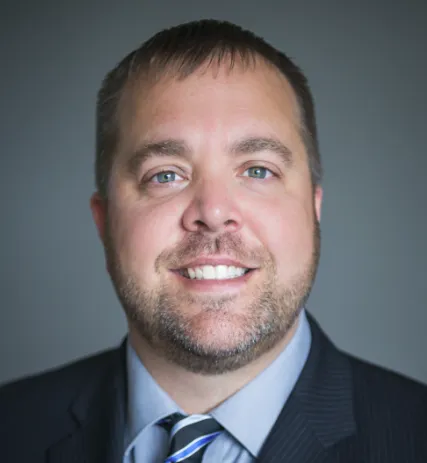 Dr. Eric Edward Carson, DC