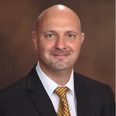 Dr. Robert Zeravica, DC - Northridge, CA - Chiropractor, Physical Medicine & Rehabilitation