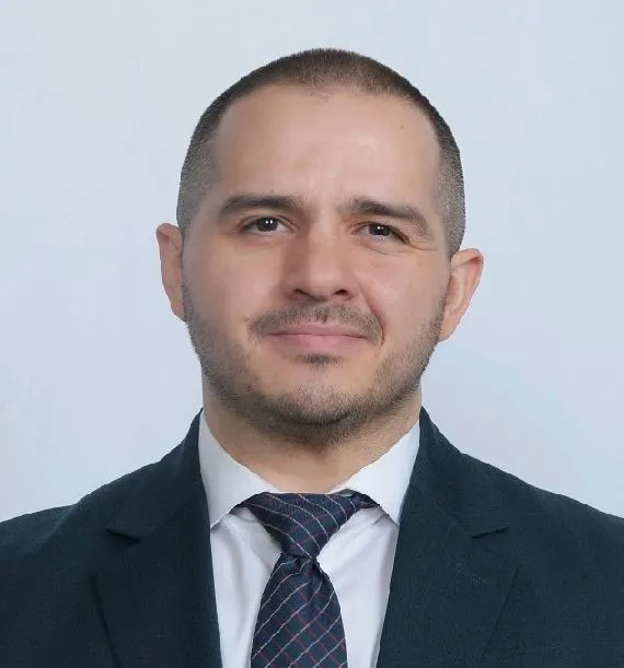 Dr. Tomas Sanjurjo, DC - Hartford, CT - Chiropractor