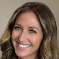 Dr. Ashley Hartman, DC - Farmington, MN - Chiropractor