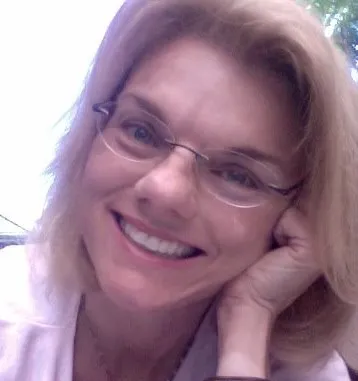 Dr. Lisa Scharff, PhD - Stoneham, MA - Psychology