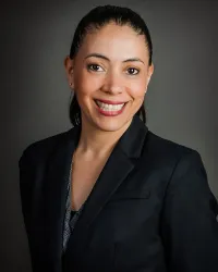 Dr. Laura Hallak, MD