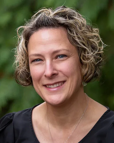 Dr. Lynn Vanthom - Hillsboro, OR - Family Medicine
