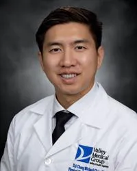 Dr. Zhi Cheng Chen, MD - Ridgewood, NJ - Orthopedic Surgery, Physical Medicine & Rehabilitation, Sports Medicine