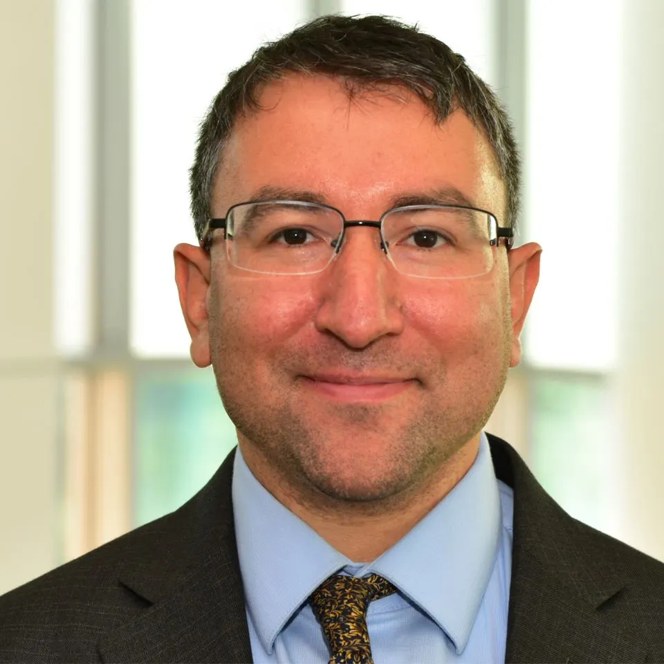 Dr. Alexander Belkin, MD - Providence, RI - Oncology, Internal Medicine