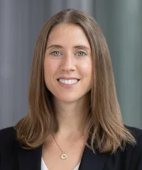 Dr. Alexa Schweitzer, DMD - Bronx, NY - Prosthodontics