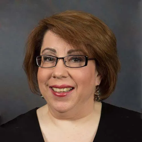 Dr. Patricia Zanelli, DC - Geneva, IL - Chiropractor, Physical Medicine & Rehabilitation