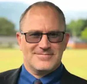 Dr. Thomas L Ovenell, DC - East Wenatchee, WA - Chiropractor