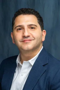 Dr. Ali Ataya - Gainesville, FL - Critical Care Medicine, Internal Medicine