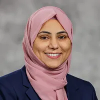 Dr. Kiran Khurshid, MD - Fremont, OH - Internal Medicine