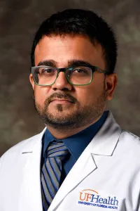 Dr. Vishal Jaikaransingh, MD - Jacksonville, FL - Internal Medicine, Nephrology