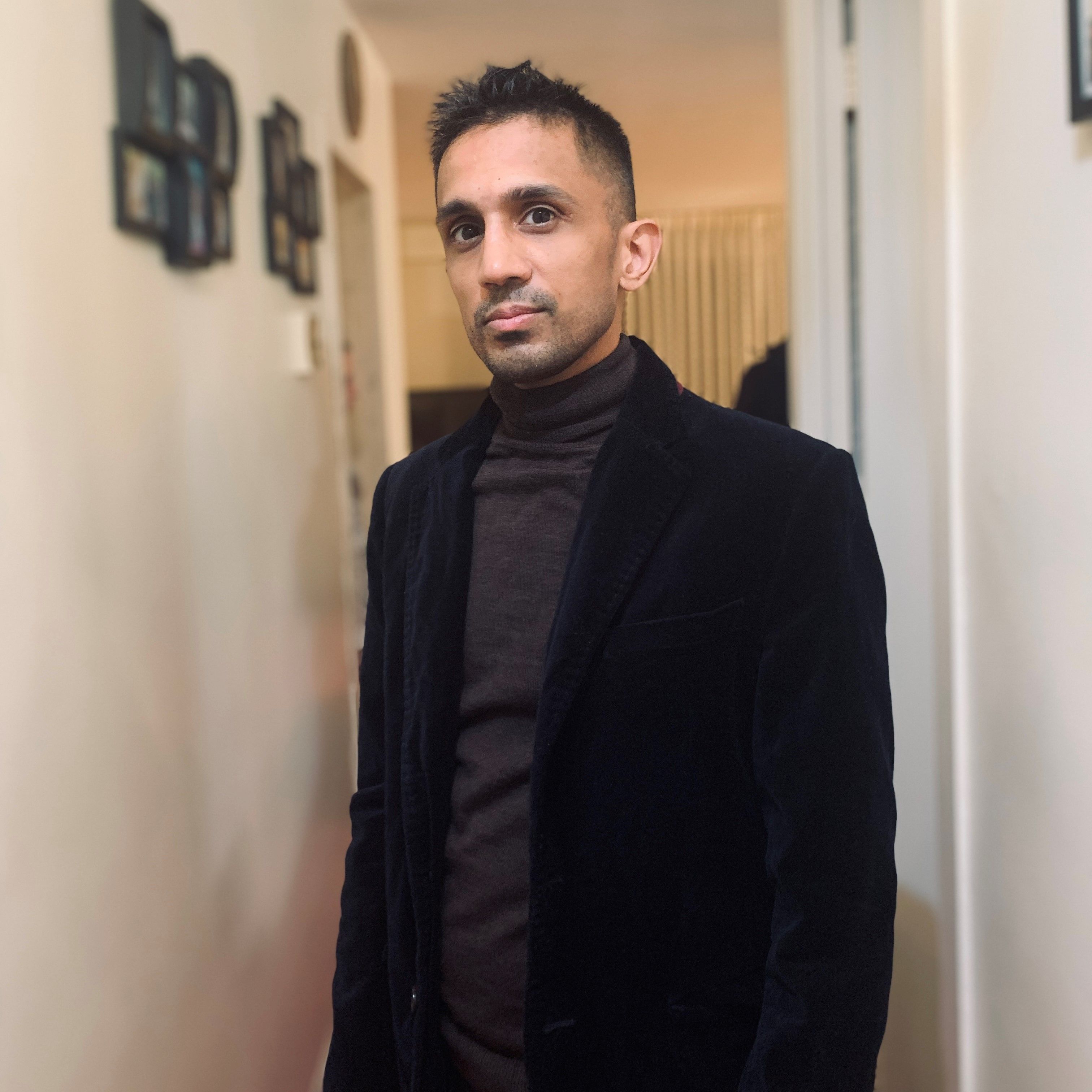 Dr. Talha Siddiqui, MD - Huntington Station, NY - Psychiatry