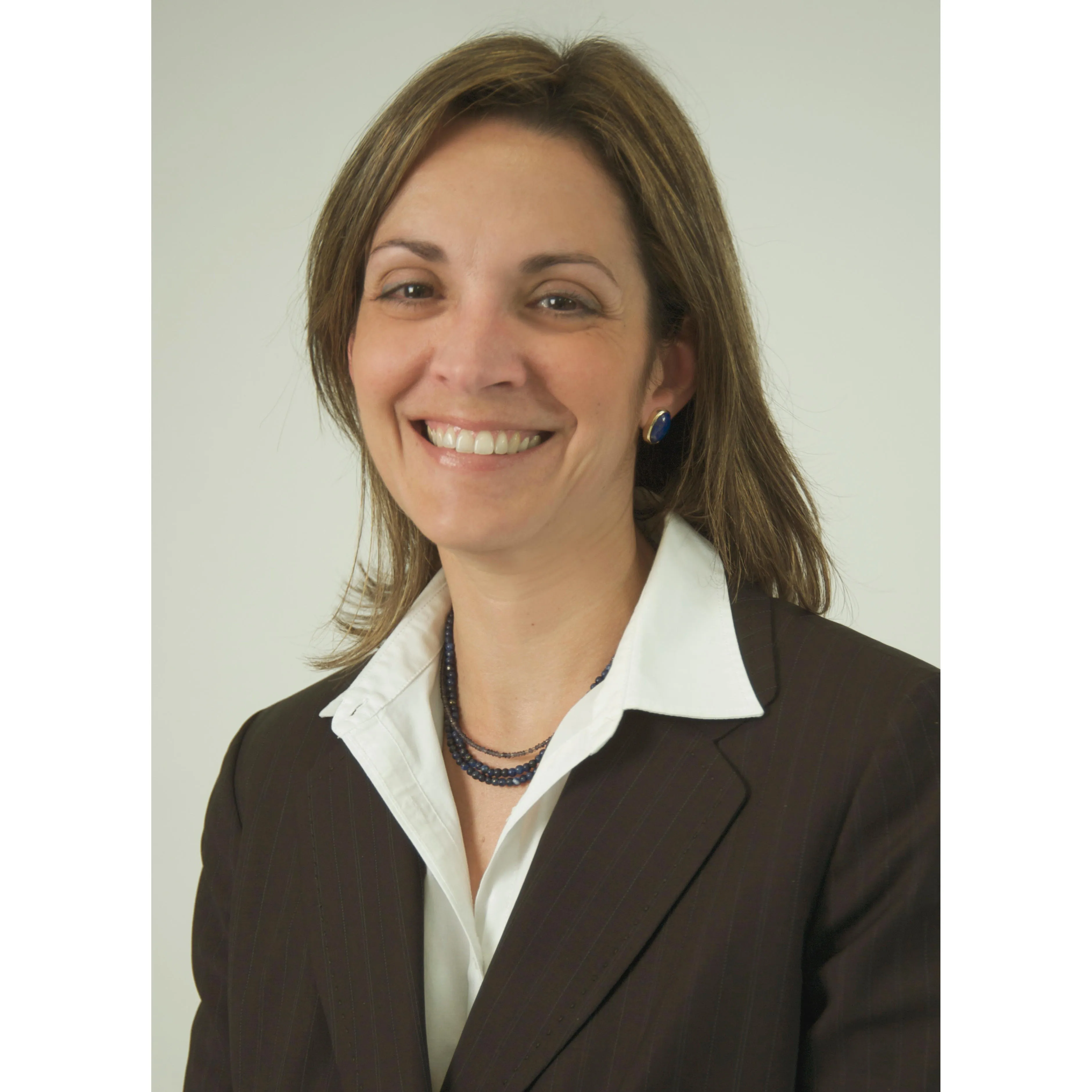 Dr. Marlene Martins Lobato, MD - GARDEN CITY, NY - Internal Medicine