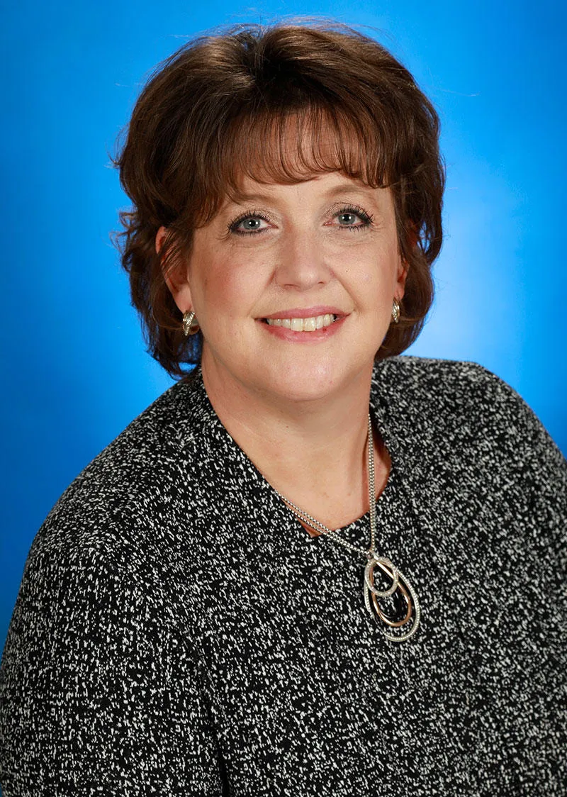 Lisa Zoellner-Gullette, ARNP, NP