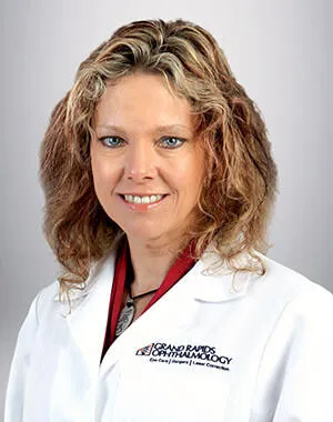 Dr. Laura PIIppo - Rockford, MI - Ophthalmology, Ophthalmologist