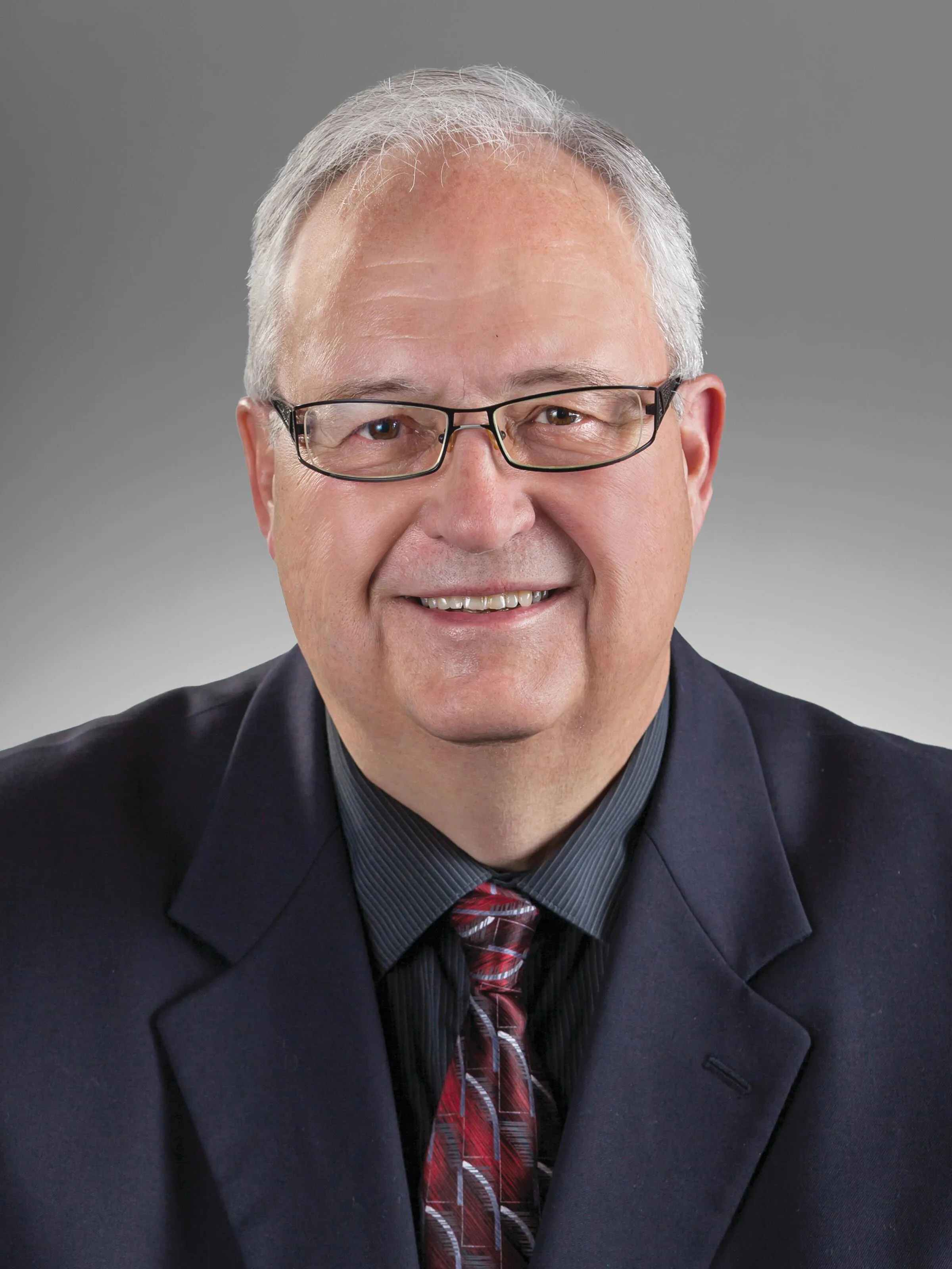 Dr. Lloyd Eugene Solberg, MD - Rock Rapids, IA - Cardiovascular Disease, Interventional Cardiology