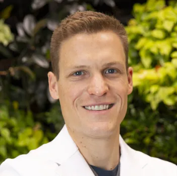 Dr. Jacob Lasalle, MD - New York, NY - Anesthesiology, Internal Medicine, Pain Medicine