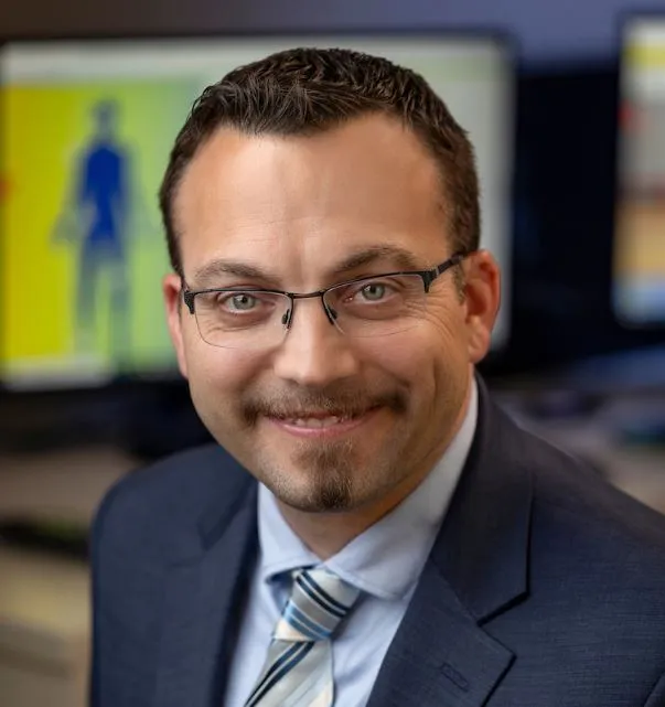 Dr. Paul Vernon Tuttle, DO - Green Bay, WI - Rheumatology, Internal Medicine, Pediatrics