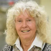 Dr. Diane M. English, MD - Brighton, MA - Orthopedic Surgery