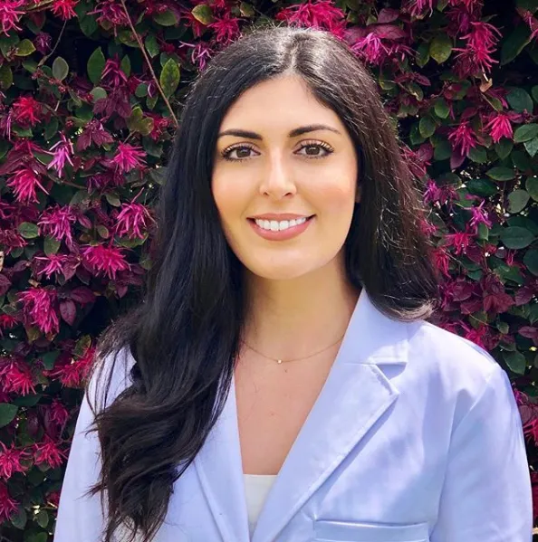 Dr. Nicole Farr - Los Angeles, CA - Dentistry