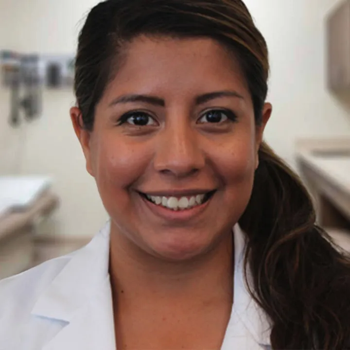Gabriela Amaro - Chicago, IL - Nurse Practitioner, Family Medicine