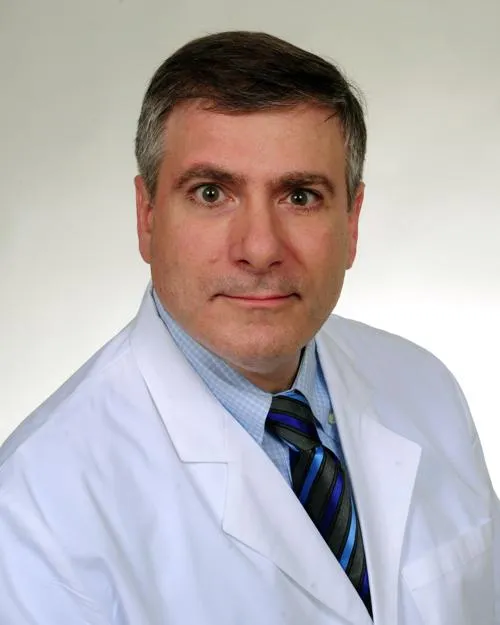 Dr. Emanuele A Santomauro, MD - Lodi, NJ - Pulmonology