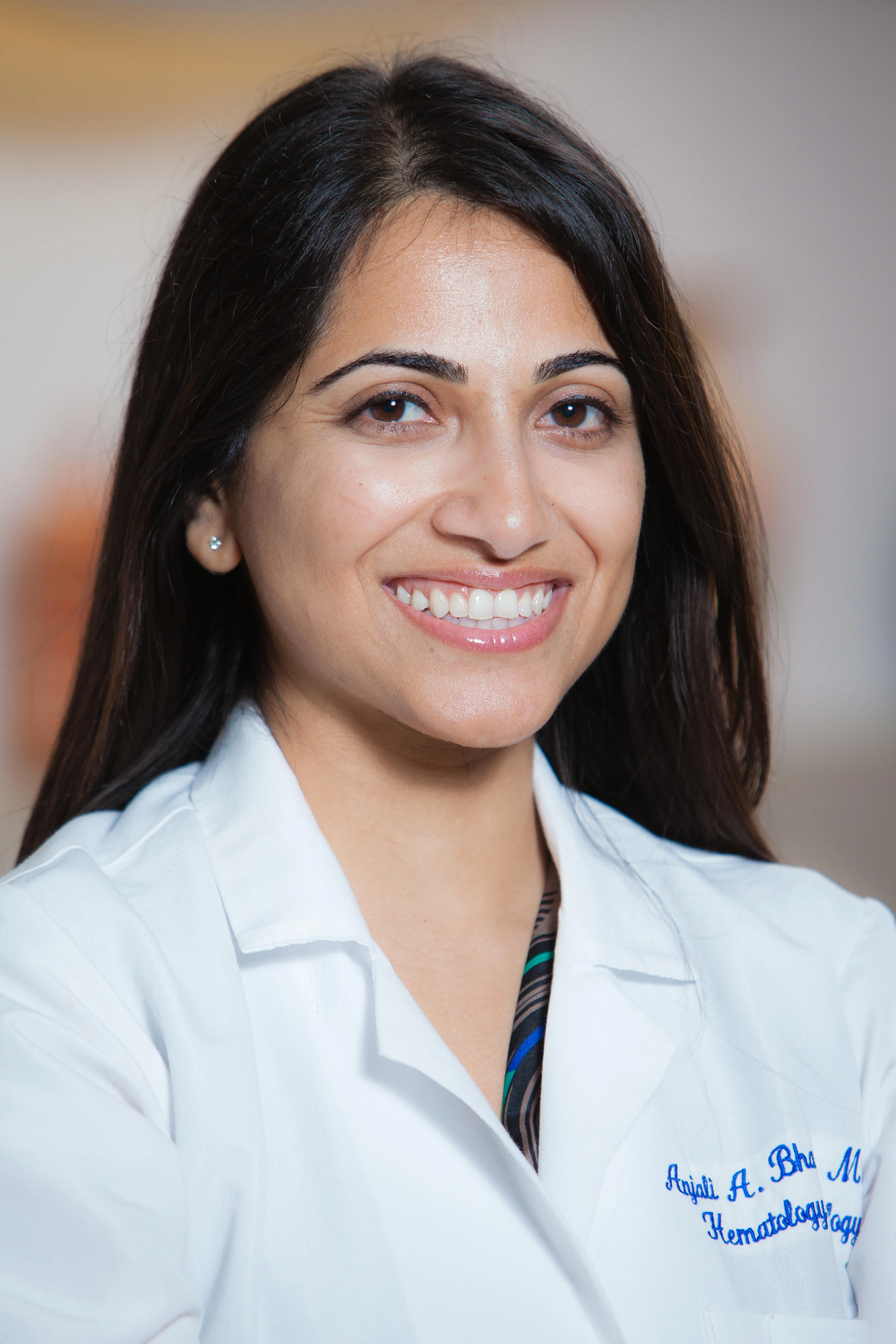 Dr. Anjali Bharne, MD - Encinitas, CA - Hematology, Hematologist, Oncologist